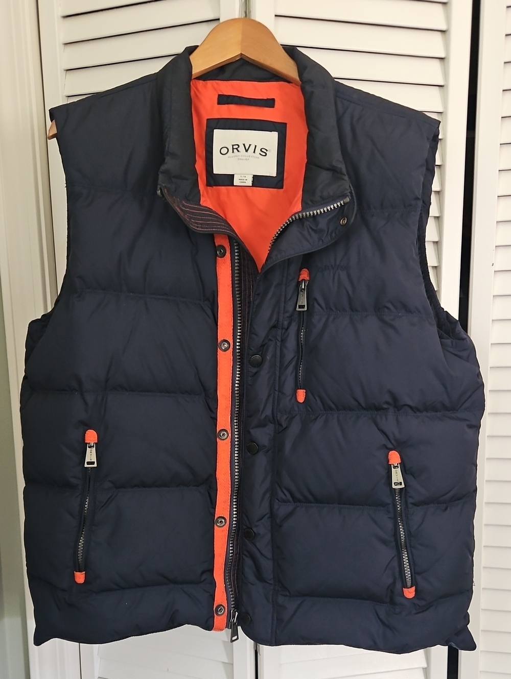 Orvis Navy Quilted Puffer Vest with Orange Trim